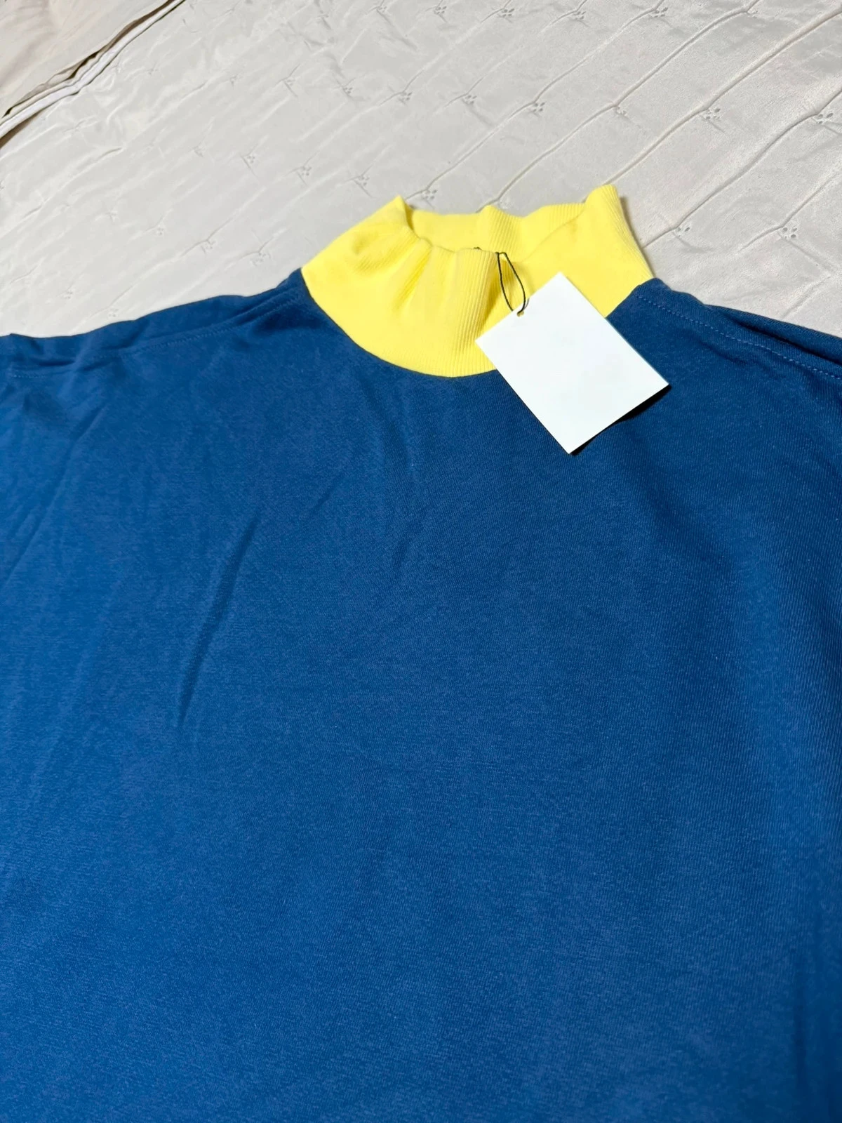 Sudadera / Jersey "Good Vibes" (Azul e Amarelo) UNISEX – photo 4
